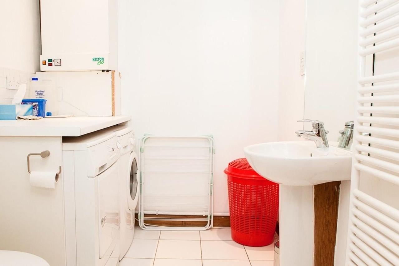 Spectacular Central 4-Bedroom Close To London Eye Dış mekan fotoğraf